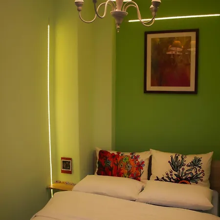 C.27 Lili Urban_apartment